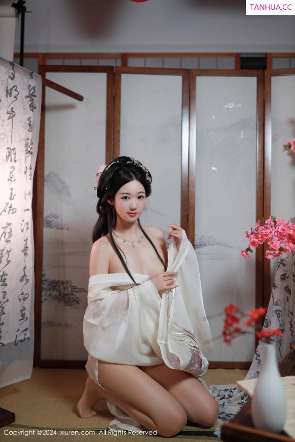唐安琪  [XiuRen]高清写真图 2024.07.22 No.8898 唐安琪 丝袜美腿第60张图片